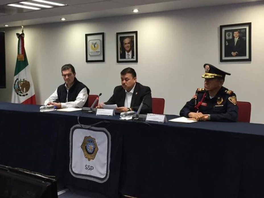 Policía Bancaria e Industrial apoyará con 120 policías la seguridad en Centro Comercial Santa Fe