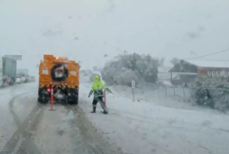 Alertan por lluvias y caída de aguanieve en Baja California esta noche
