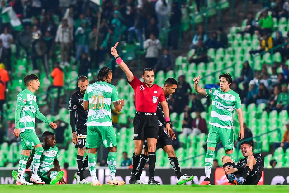 Roja Félix Torres, Santos vs León, Apertura 2023