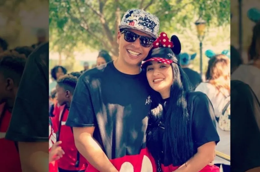 Eduin Caz y Anahy en Disney.jpg