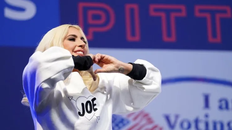 gaga.jpg