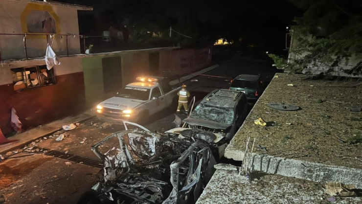 explota patrulla con pirotecnia en EdoMex
