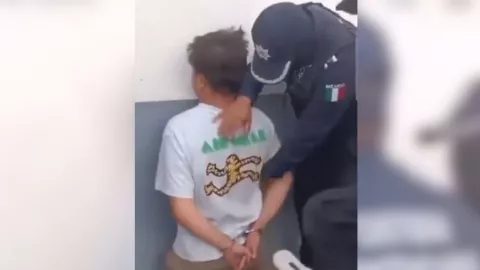 Fofo Márquez es agredido por custodios del penal de Barrientos