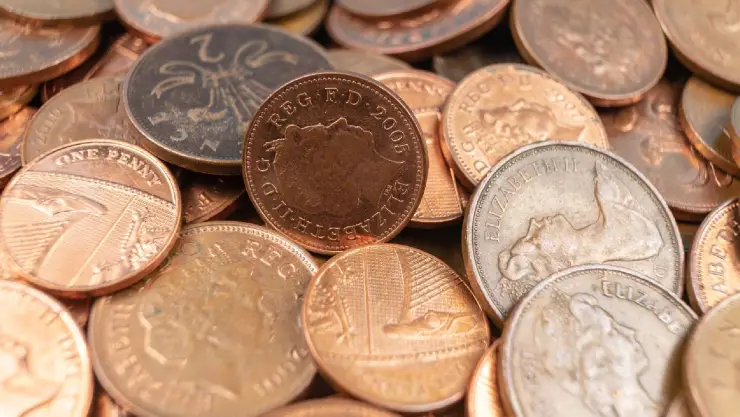 Las cinco monedas de cobre que valdrían miles de dólares