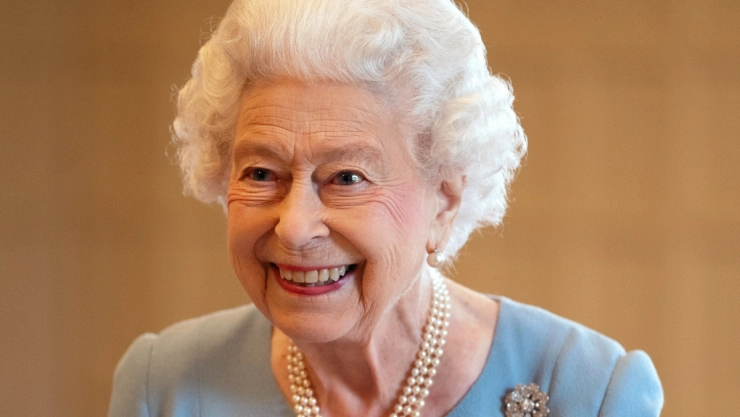 como llego reina isabel inglaterra