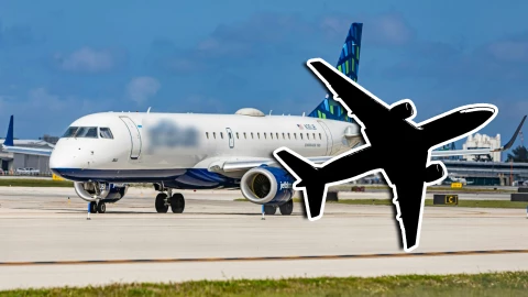 ¡IMPACTANTE! Avión evita choque con avión militar de Estados Unidos en el Caribe, cerca de Venezuela-1.webp