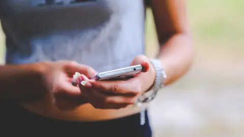 Cómo afectan las redes sociales la salud mental de los niños