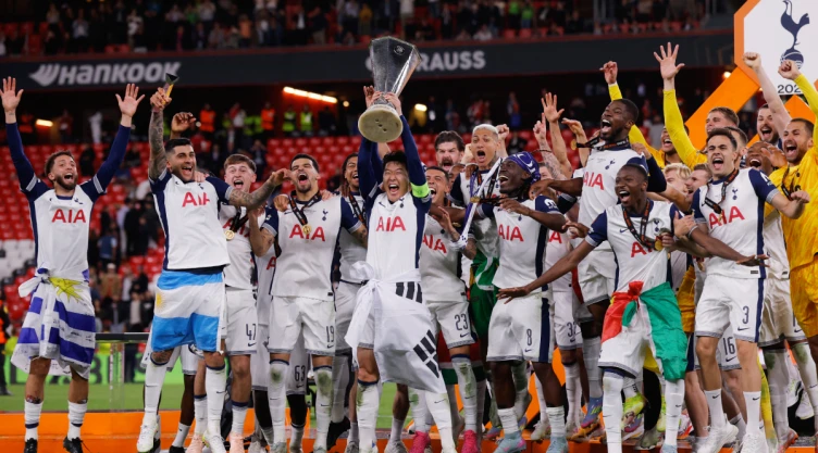 Tottenham Campeón