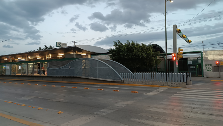 Cómo llegar a la Feria de León 2025 Rutas, horarios y transporte especial.png