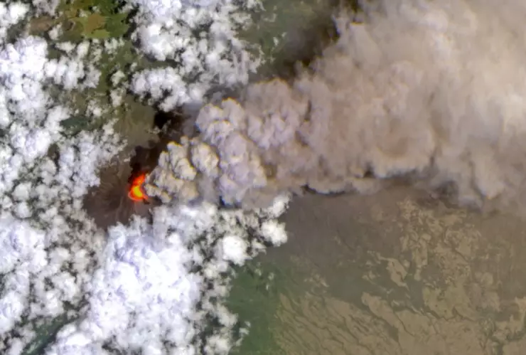 Volcán Popocatépetl desde el espacio