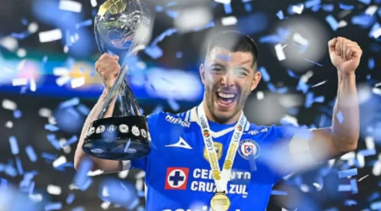 erik-lira-paso-importante-salir-cruz-azul.jpg