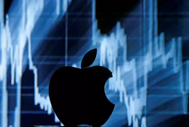 Acciones de Apple caen 66 en Bolsa de Nueva York