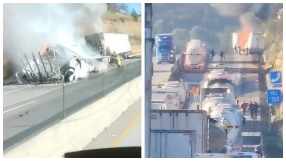 Accidente Autopista Arco Norte Hoy_ Caos y cierre total por choque e incendio en tramo Sanctorum-Texmelucan, dirección Puebla. En la imagen se observa la gravedad del accidente sobre la carretera.