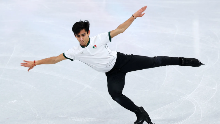 Donovan Carrillo encabeza a los latinos en los Juegos Olímpicos de Invierno