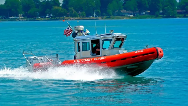 Una embarcación de la Guardia Costera.