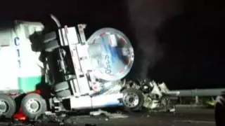 ¡TRÁGICO! Chocan tráiler y pipa en la México-Tuxpan y muere chofer