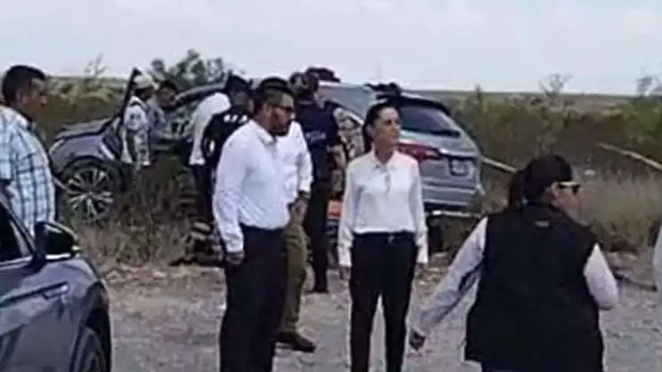 Equipo de Claudia Sheinbaum sufre accidente en Coahuila.