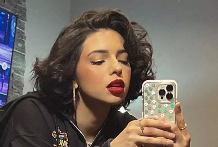 Video: Ángela Aguilar presume cómo será la Navidad con Nodal