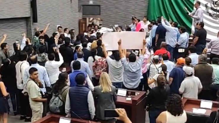 Jubilados y pensionados entran a Congreso