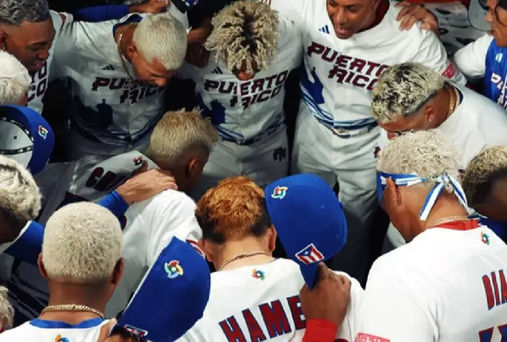 Fanáticos de béisbol rompen récord por pintarse el cabello rubio