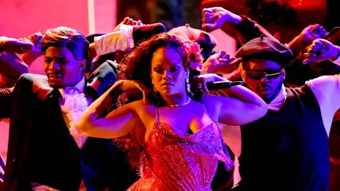 Rihanna estar&aacute; en medio tiempo del SuperBowl