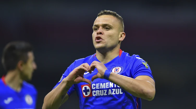 Jonathan Rodriguez no regresará a Cruz Azul