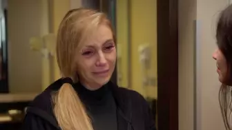 Isabel escucha el testimonio de Shaki en Cautiva por Amor