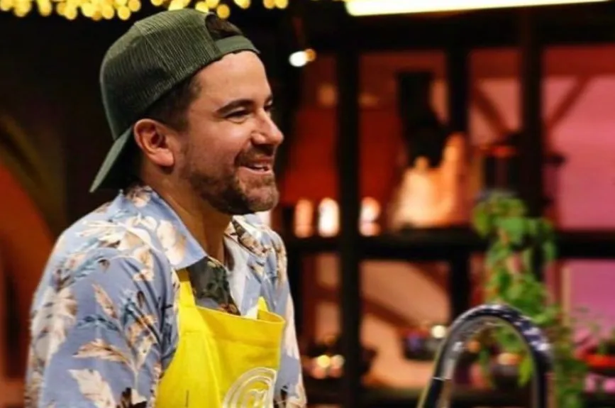 Mauricio con gorra.jpg
