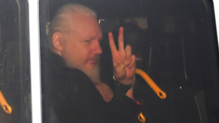 “Julian ha estado bajo estrés, pero parecía estar en un estado mental balanceado cada vez que lo vi": fundador del Frontline Club de la prensa de Londres y amigo de Assange. Imagen: AP