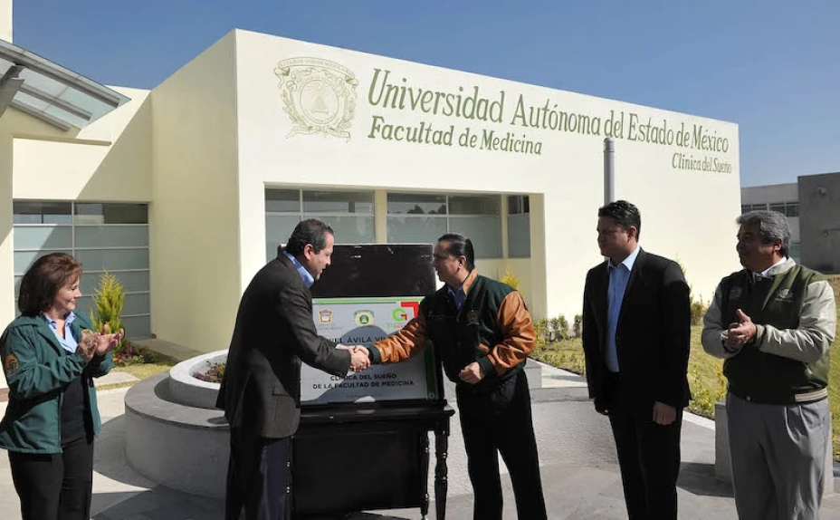 Mejoras en educación.