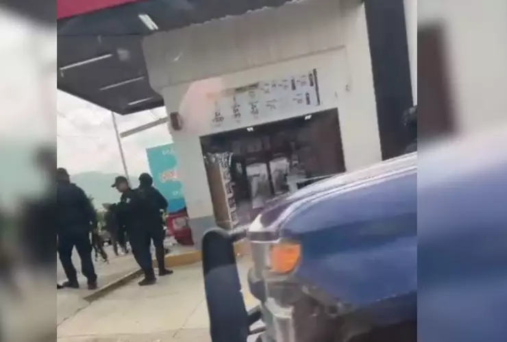 Asesinan a hombre en expendio de Culiacán