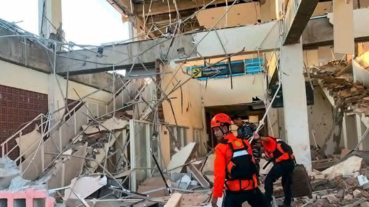 Saldo de fallecidos por sismo en Indonesia va en aumento