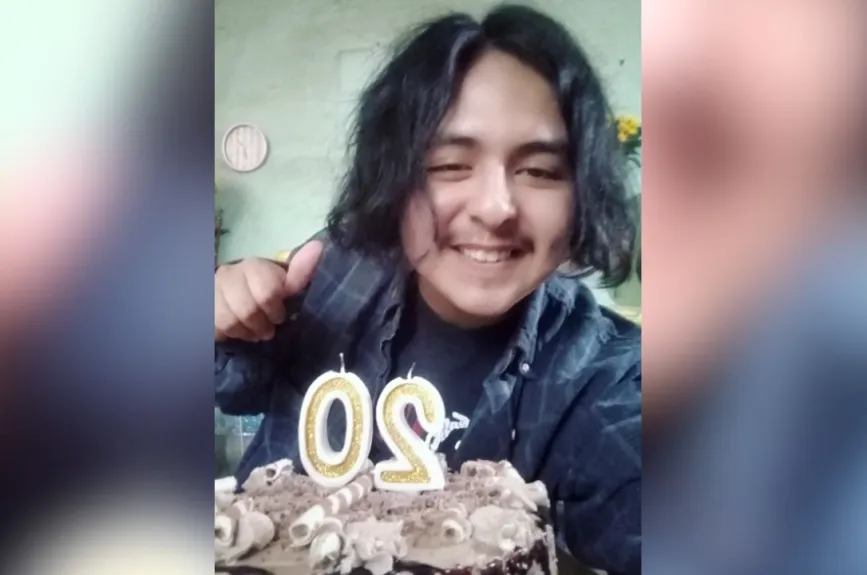 Gracias a un TikTok, a Macario Martínez la vida le cambió totalmente. Hasta hace unas semanas, su trabajo era ser barrendero en la CDMX. | Fotos: INSTAGRAM / @macariomartinez_