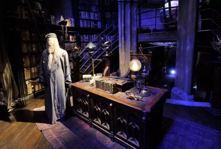 El reconocido actor John Lithgow interpretará a Dumbledore en la serie de Harry Potter