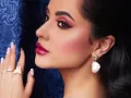 Becky G de perfil. .jpg