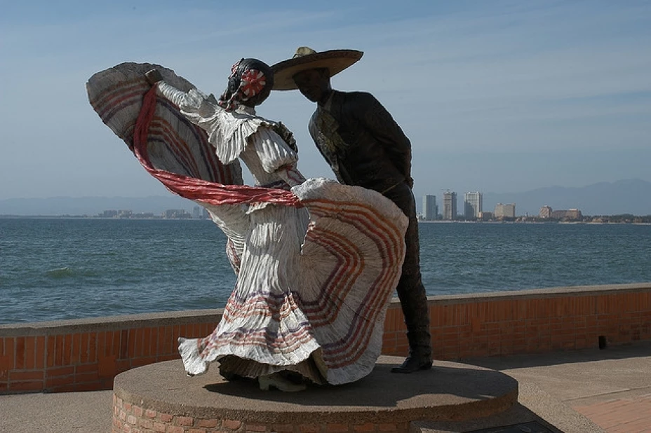 El jarabe tapatío se considera el baile nacional de México