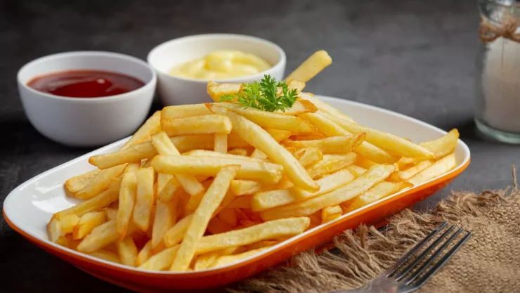 Consumo de papas fritas provoca ansiedad y depresión