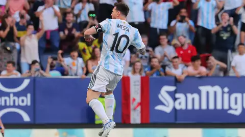 Lionel Messi cinco goles Estonia