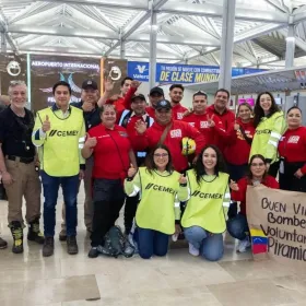 Avión de ayuda humanitaria sale del AIFA hacia Venezuela.