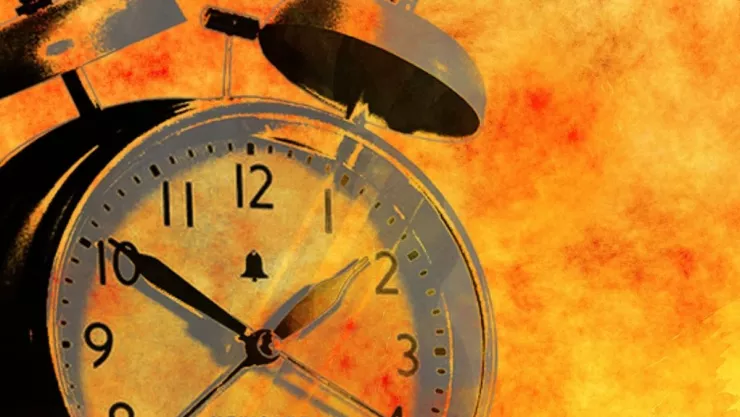 /estilo-de-vida/que-significa-despertarte-3-33-madrugada-misterio