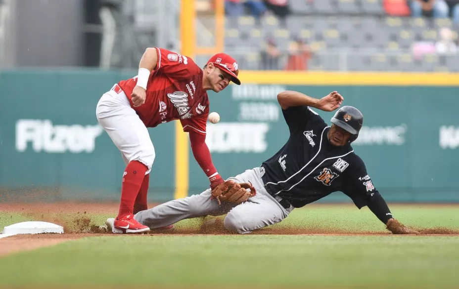 Tigres de Quintana Roo vs Diablos Rojos del México Beisbol LMB