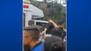 Rescatan a bebé de escombros de una casa en Colombia, mueren dos niños.png