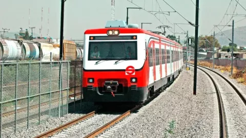 Tren Suburbano corcocircuito