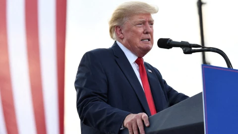 Encuentran más de 11 mil documentos confidenciales en casa de Trump