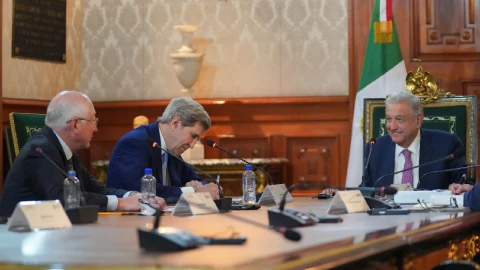 AMLO John Kerry encuentro