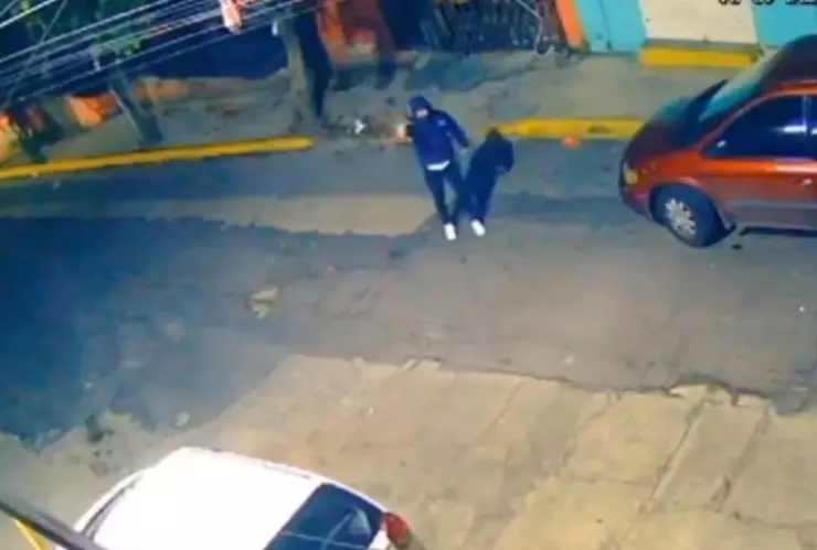 VIDEO Familia es baleada en casa de Naucalpan tras recibir extorsiones