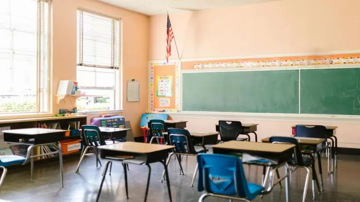 Nueva ley contra acoso escolar para maestros Singapur