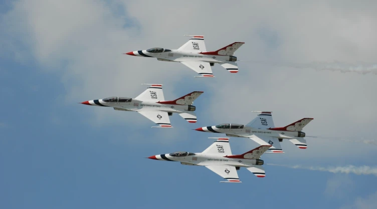 Aviones de combate de EU interceptan aeronave que se estrelló sobre Washington.jpg
