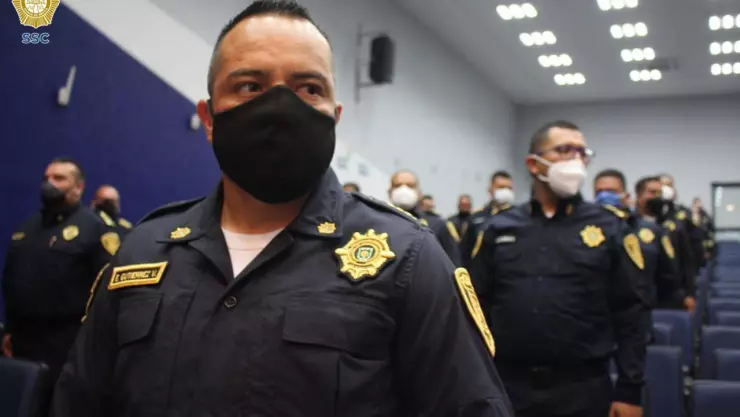 capacitacion policias.jpg