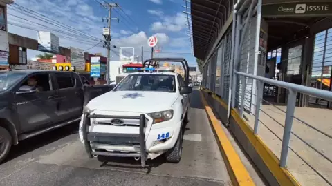 Tráfico lento sobre bulevar Torres Landa por la muerte de un hombre hoy 14 de agosto ¿Qué pasó?